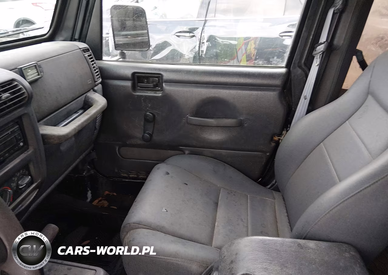 2002 Jeep Wrangler X VIN:1J4FA39S12P732431 - 5