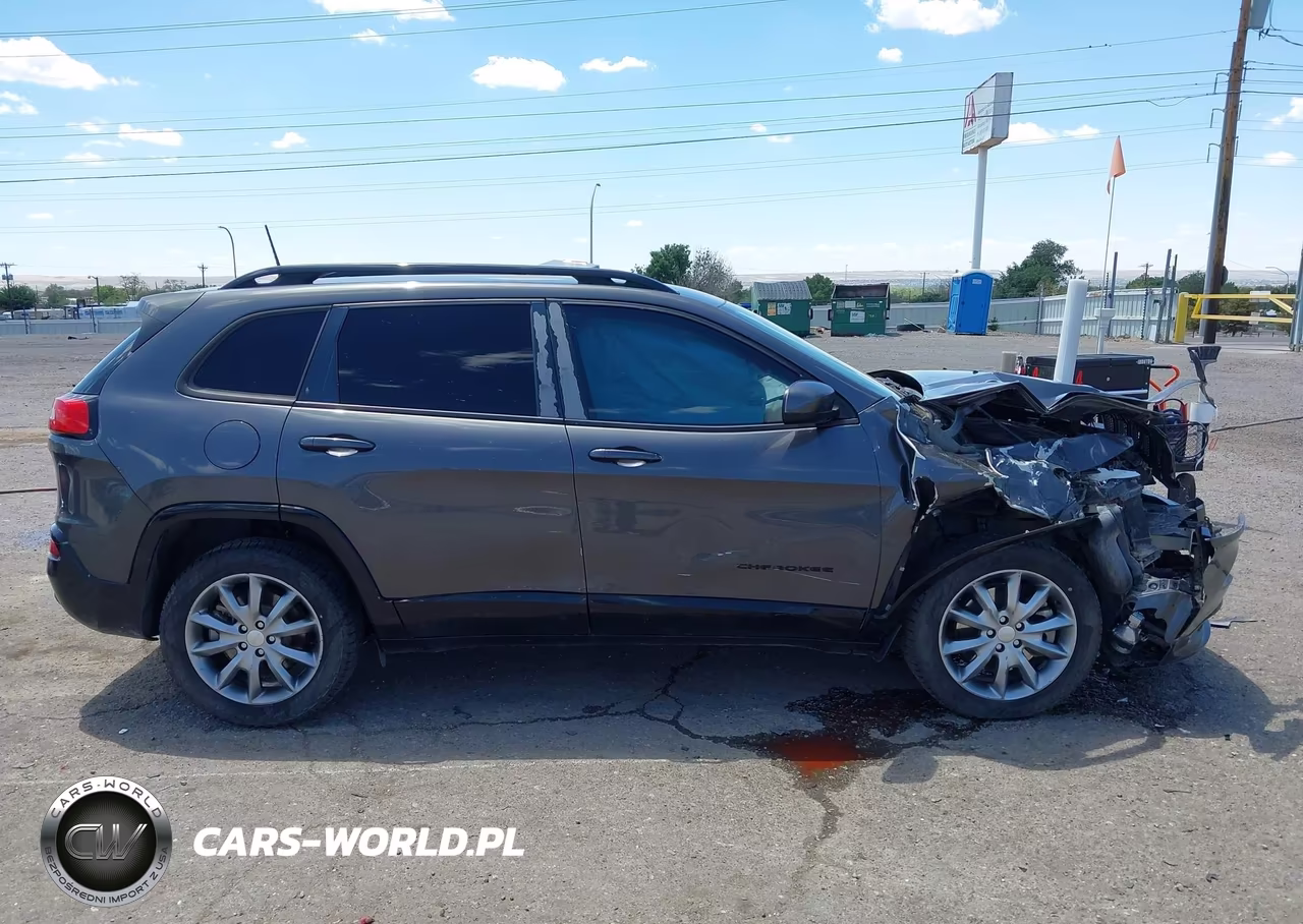2018 Jeep Cherokee Latitude Tech Connect Fwd VIN:1C4PJLCX1JD606049 - 13