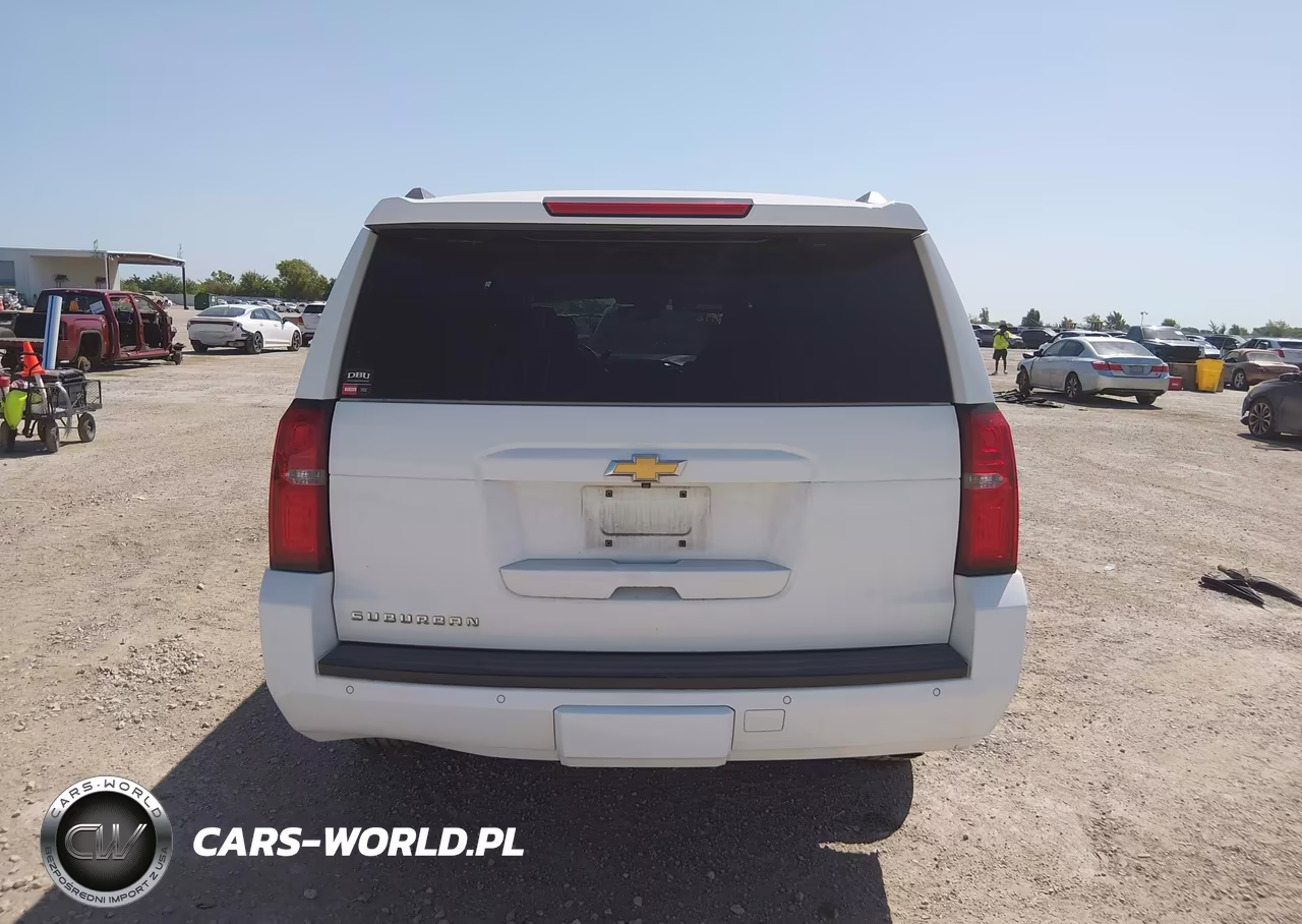 2018 Chevrolet Suburban Lt VIN:1GNSCHKC3JR303252 - 17