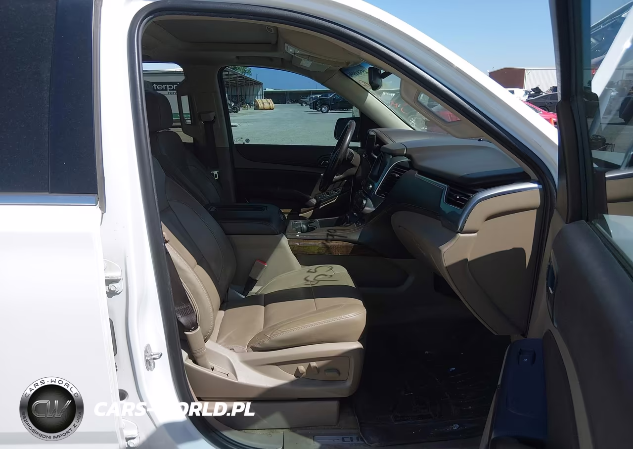 2018 Chevrolet Suburban Lt VIN:1GNSCHKC3JR303252 - 5