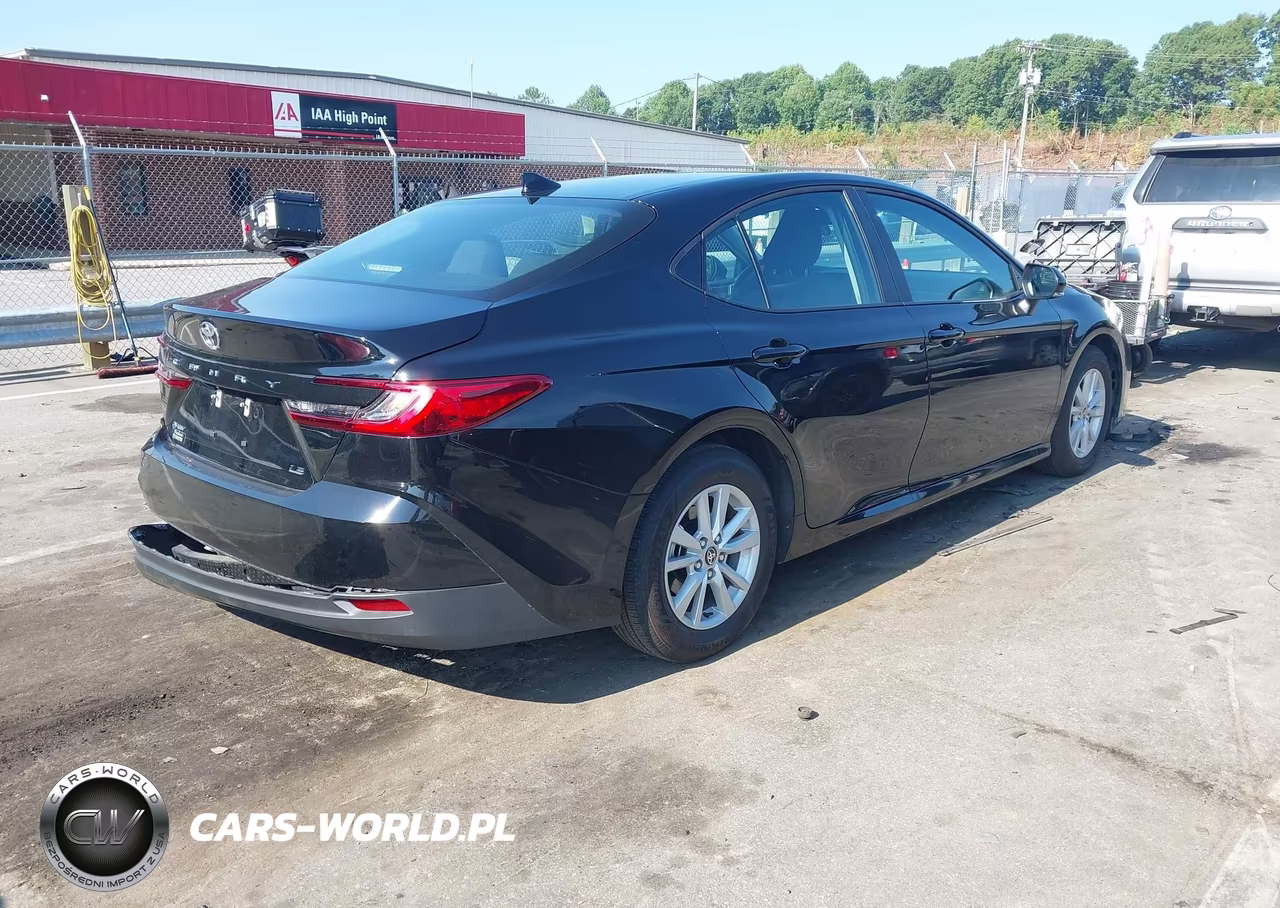 2026 Toyota Camry Le VIN:4T1DAACK3TU736229 - 4