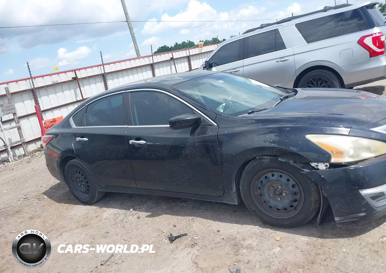 2014 Nissan Altima 2.5 S VIN:1N4AL3AP4EN342673 - 13