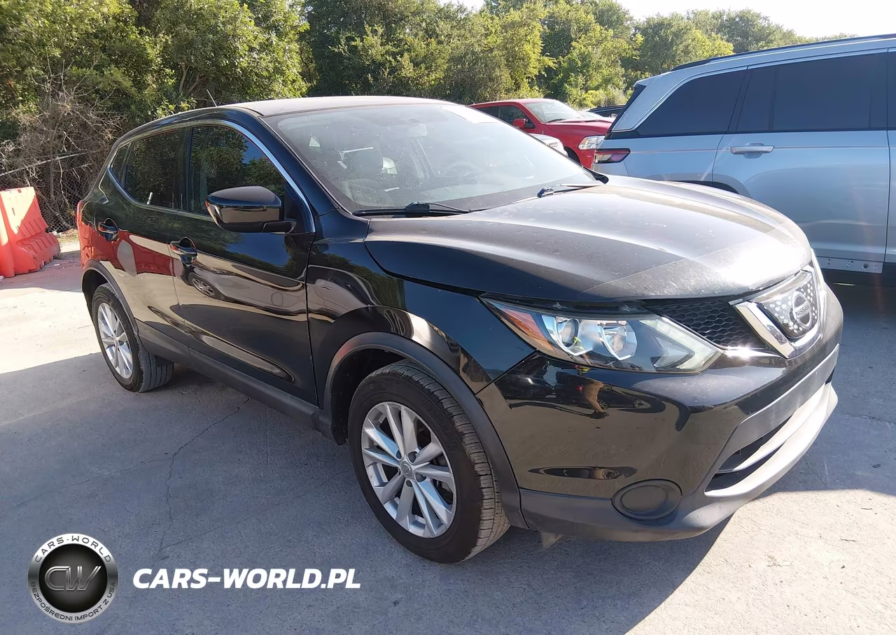 2018 Nissan Rogue Sport S