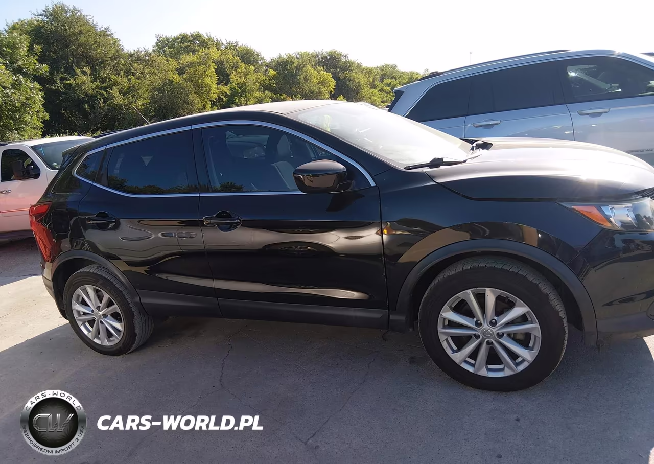 2018 Nissan Rogue Sport S VIN:JN1BJ1CP6JW161538 - 13
