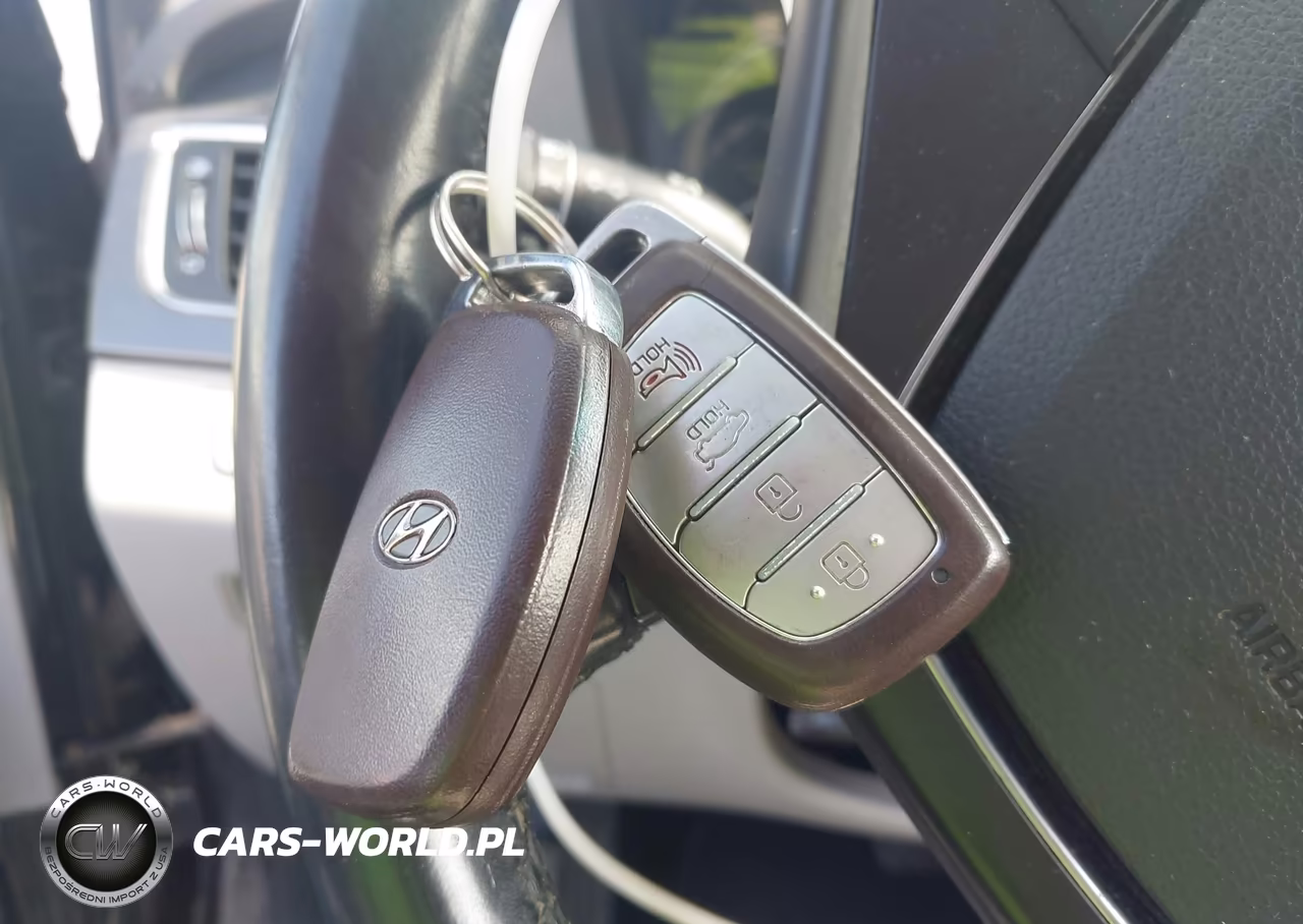 2016 Hyundai Sonata Sport VIN:5NPE34AF3GH312303 - 11