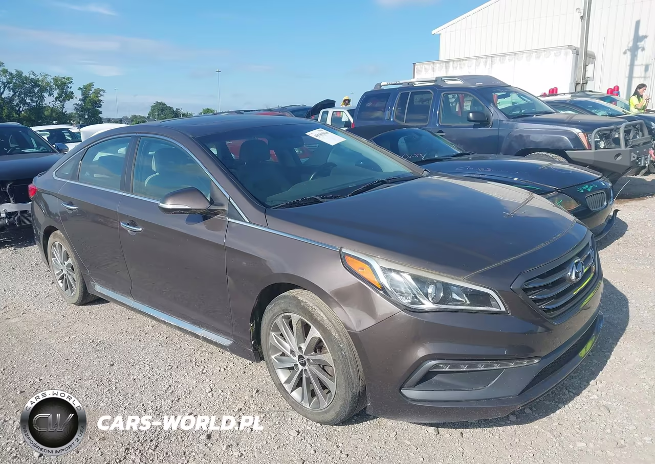 2016 Hyundai Sonata Sport VIN:5NPE34AF3GH312303 - 13