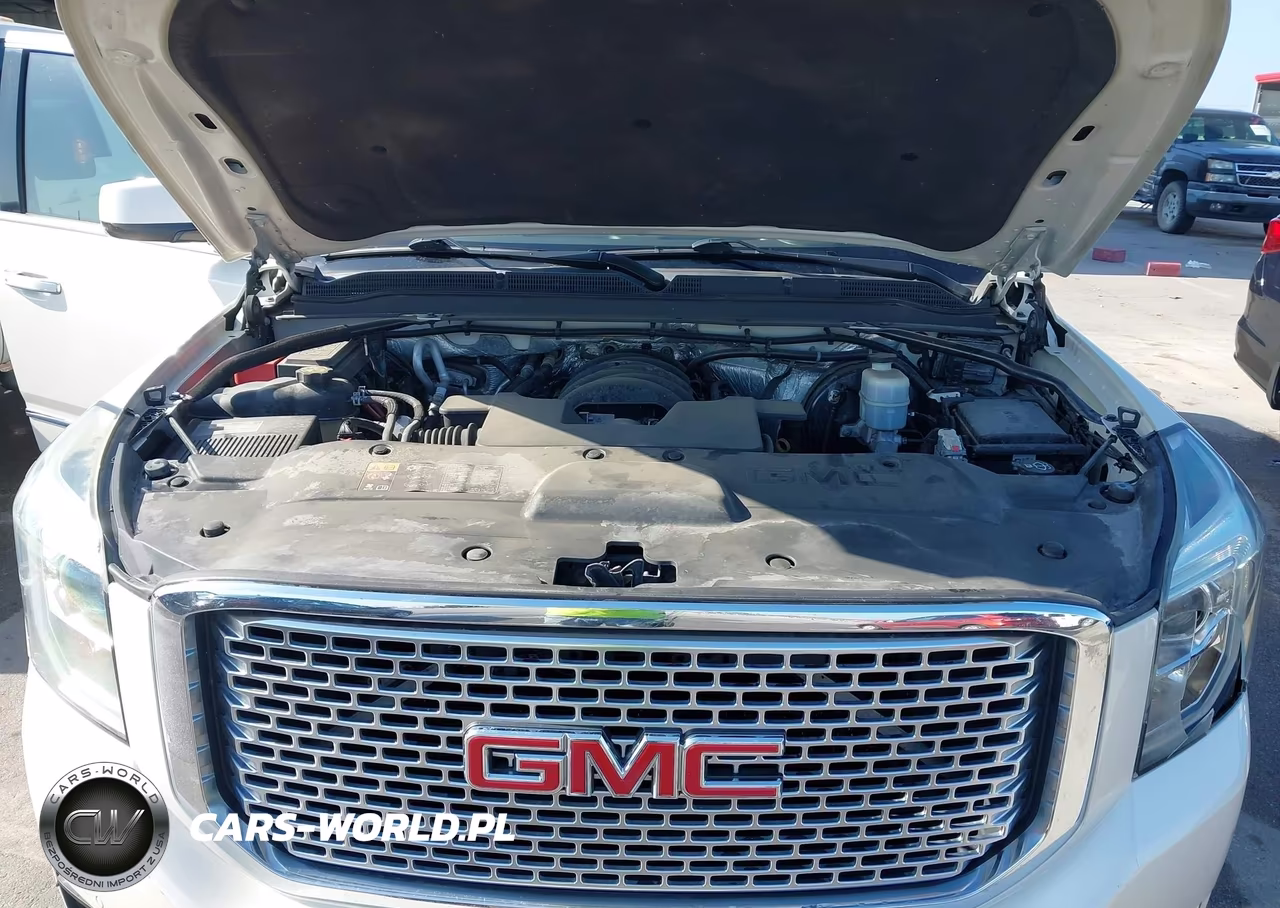 2015 GMC Yukon Denali VIN:1GKS2CKJ8FR627659 - 10