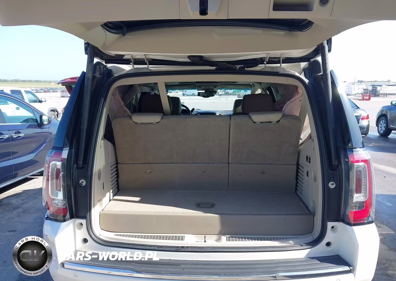2015 GMC Yukon Denali VIN:1GKS2CKJ8FR627659 - 17