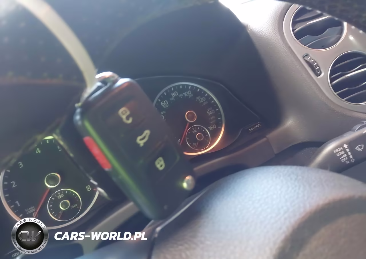 2015 Volkswagen Tiguan R-Line VIN:WVGBV7AX8FW089199 - 11