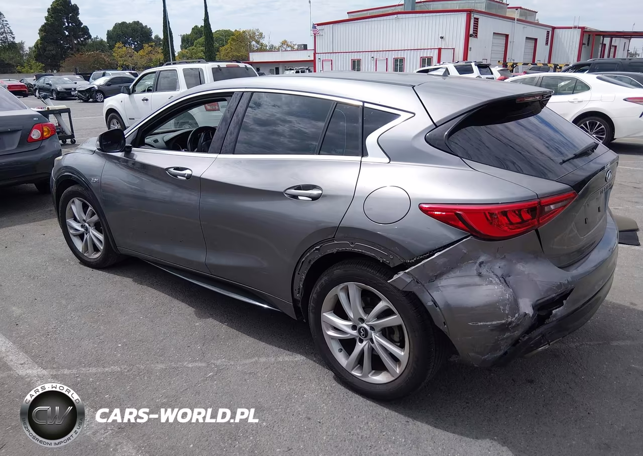 2018 Infiniti Qx30 Luxury VIN:SJKCH5CP8JA060192 - 3