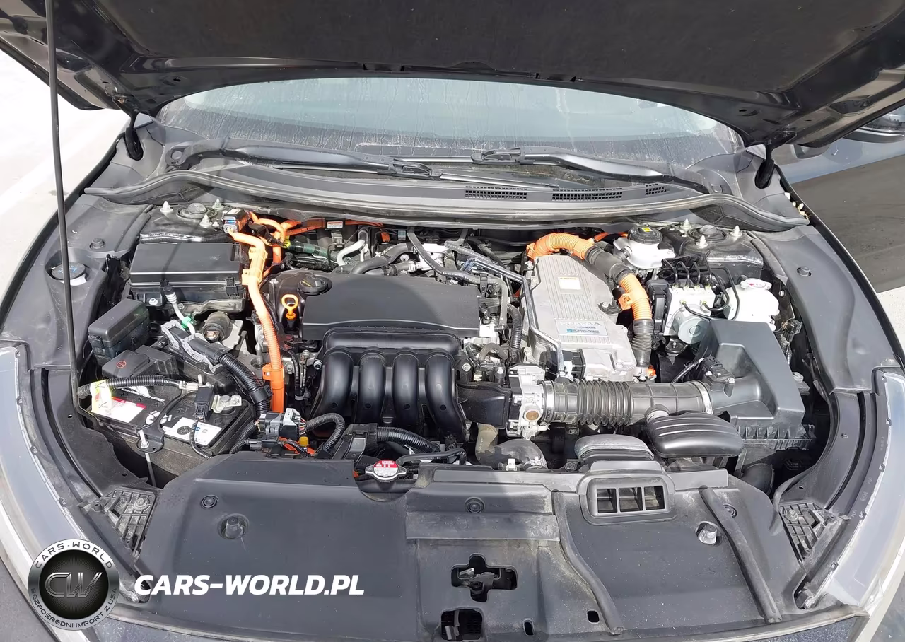 2018 Honda Clarity Plug-In Hybrid Touring VIN:JHMZC5F30JC020051 - 10