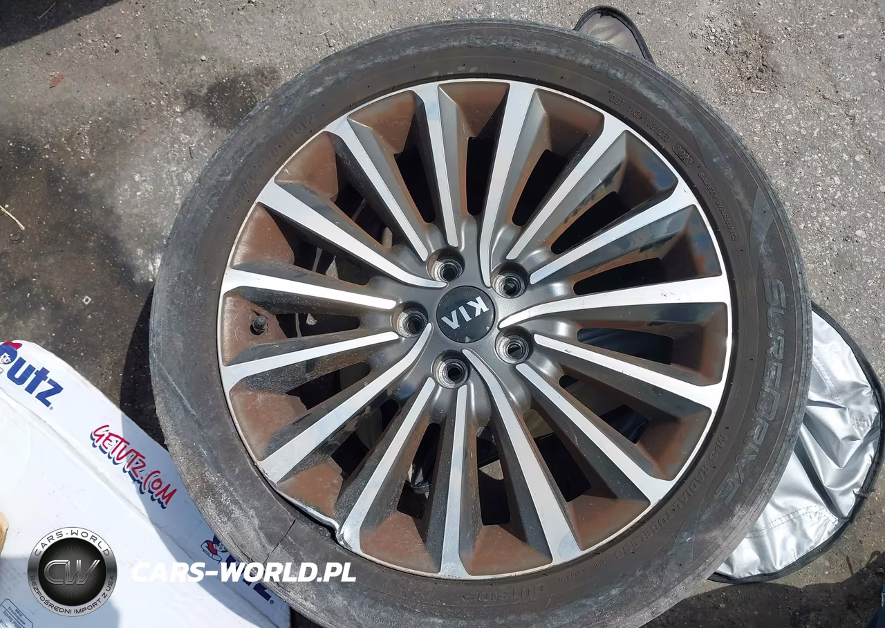 2017 Kia Cadenza Premium VIN:KNALC4J13H5062572 - 12