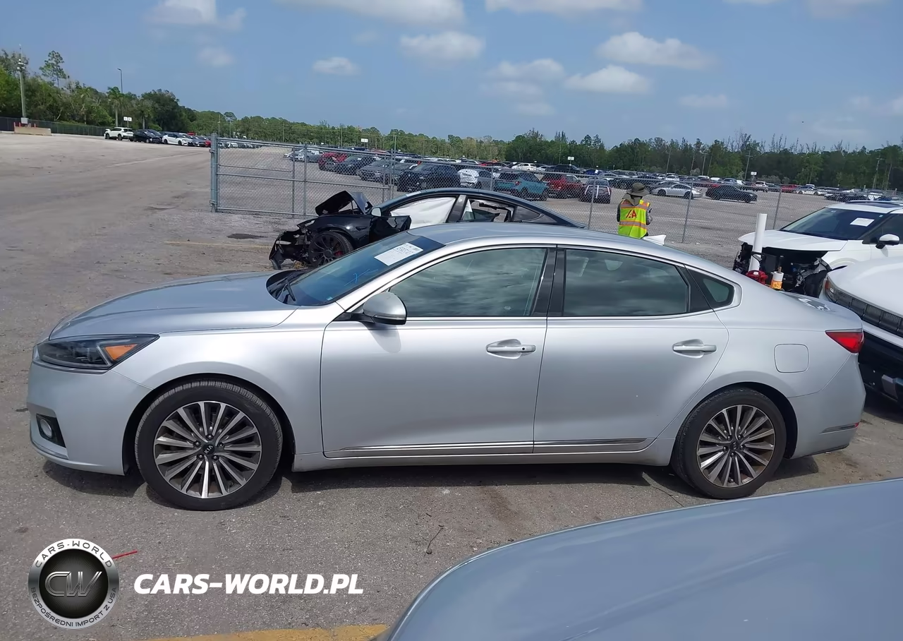 2017 Kia Cadenza Premium VIN:KNALC4J13H5062572 - 15