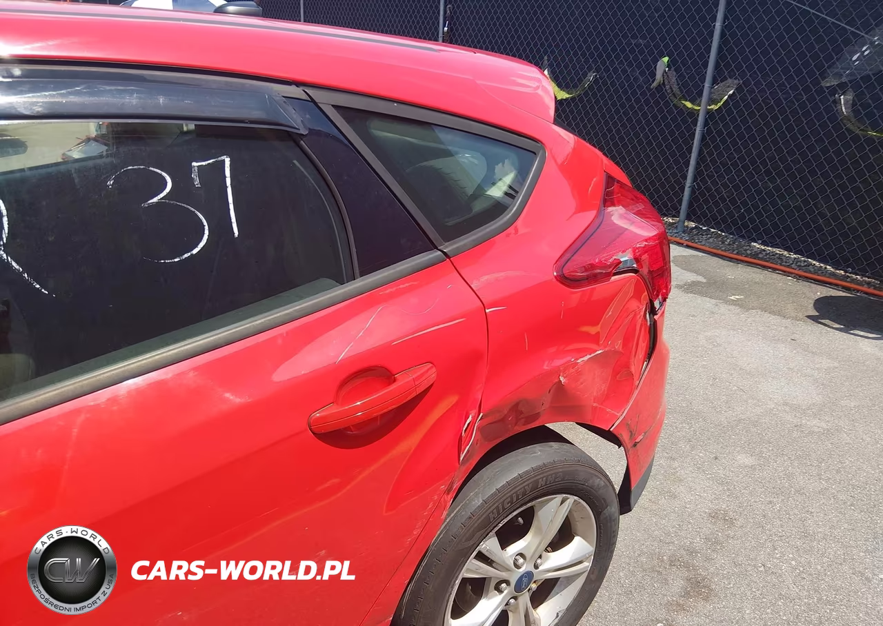 2012 Ford Focus Se VIN:1FAHP3K20CL172925 - 6