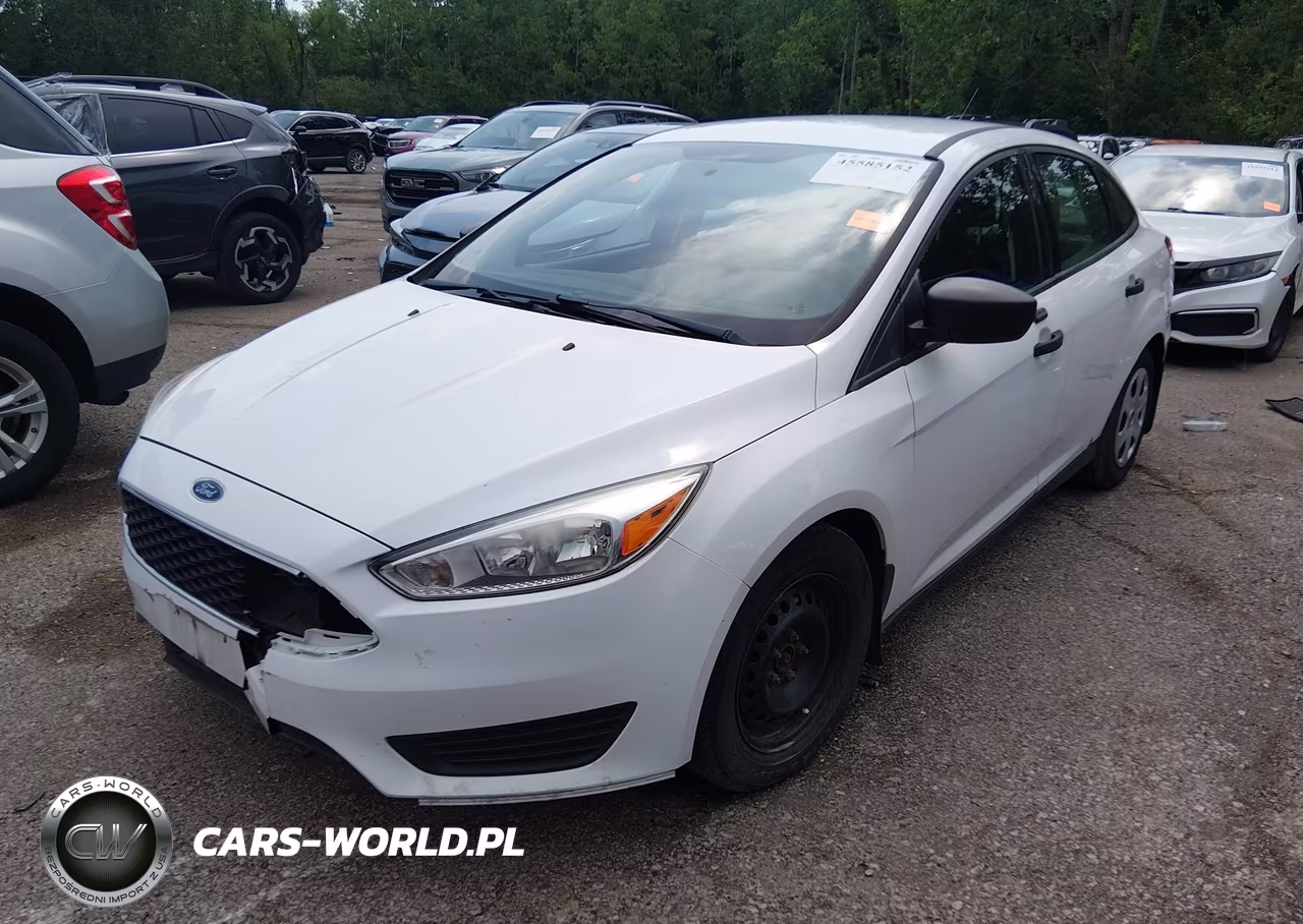 2016 Ford Focus S VIN:1FADP3E20GL202084 - 2