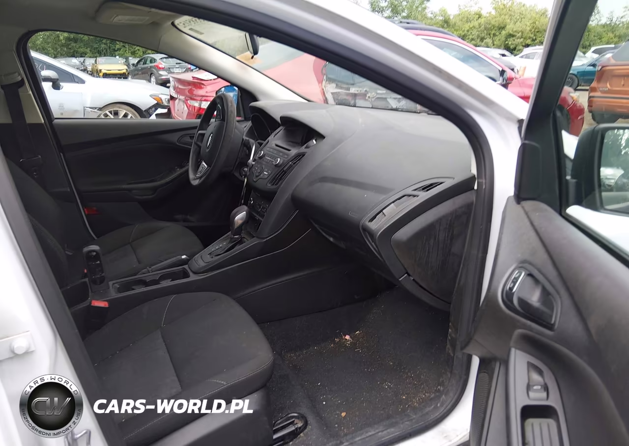 2016 Ford Focus S VIN:1FADP3E20GL202084 - 5
