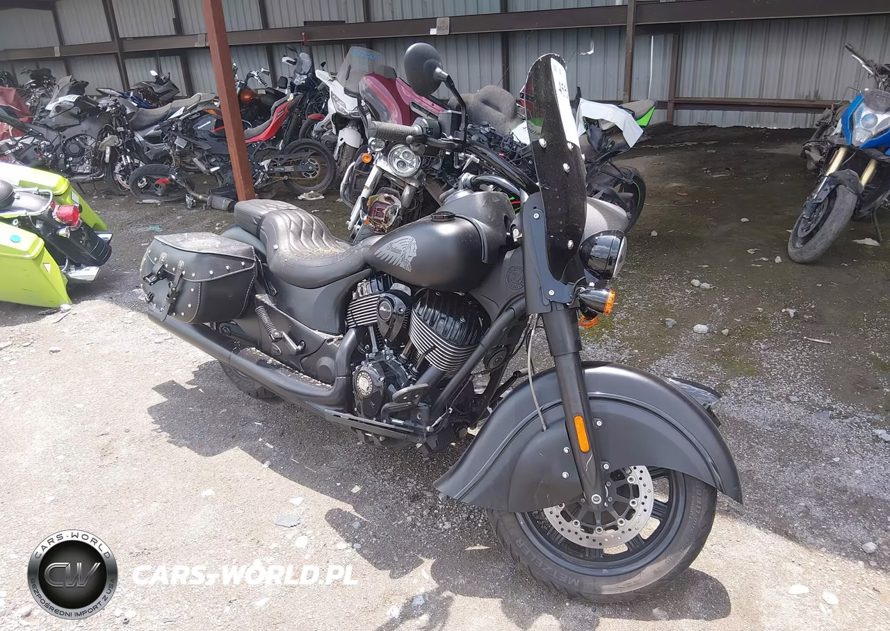 2020 Indian Motorcycle Co. Chief Dark Horse