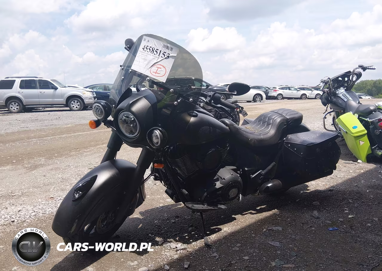 2020 Indian Motorcycle Co. Chief Dark Horse VIN:56KTEDAA7L3387270 - 2