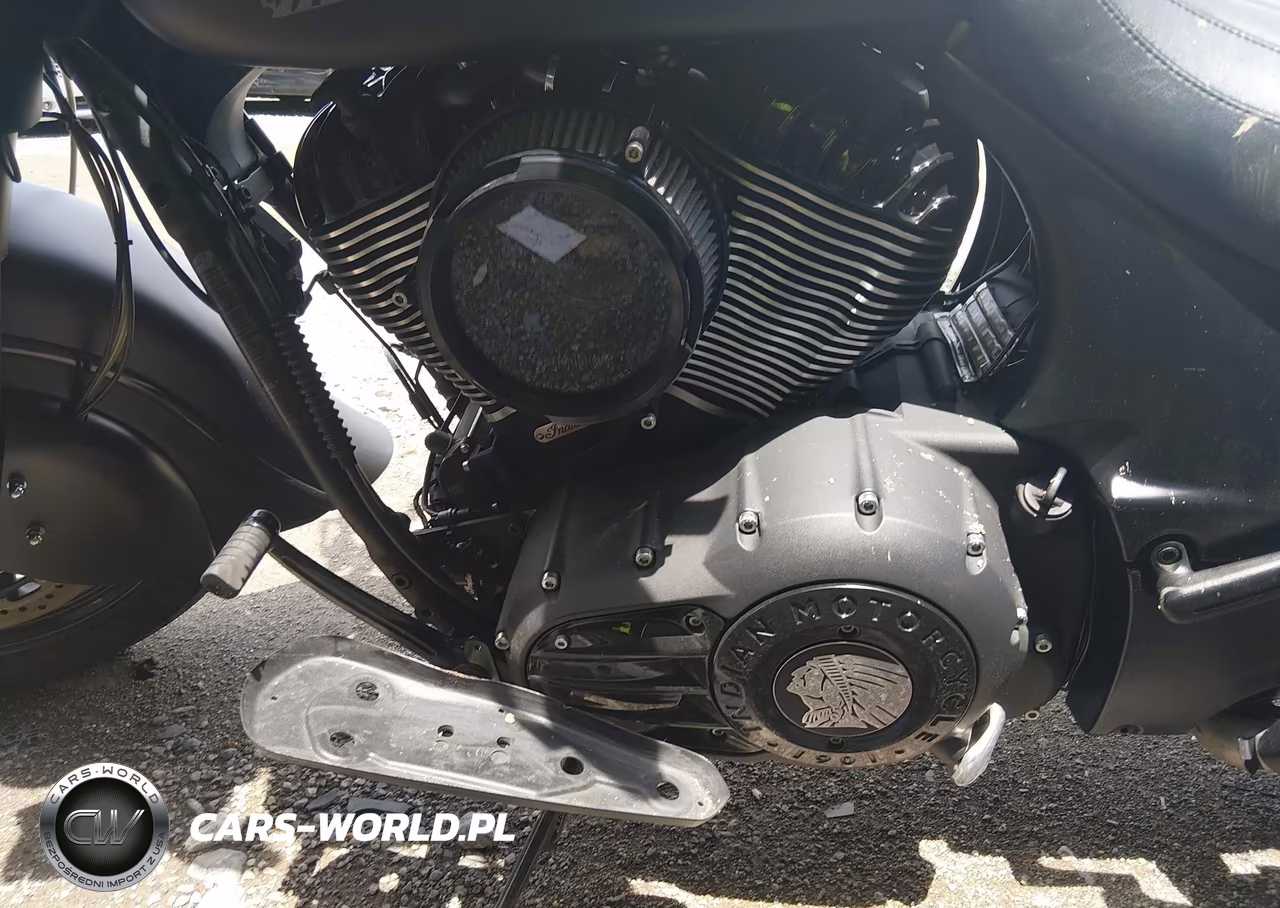 2020 Indian Motorcycle Co. Chief Dark Horse VIN:56KTEDAA7L3387270 - 9