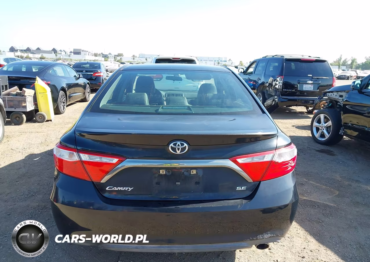 2017 Toyota Camry Se VIN:4T1BF1FK0HU339105 - 16