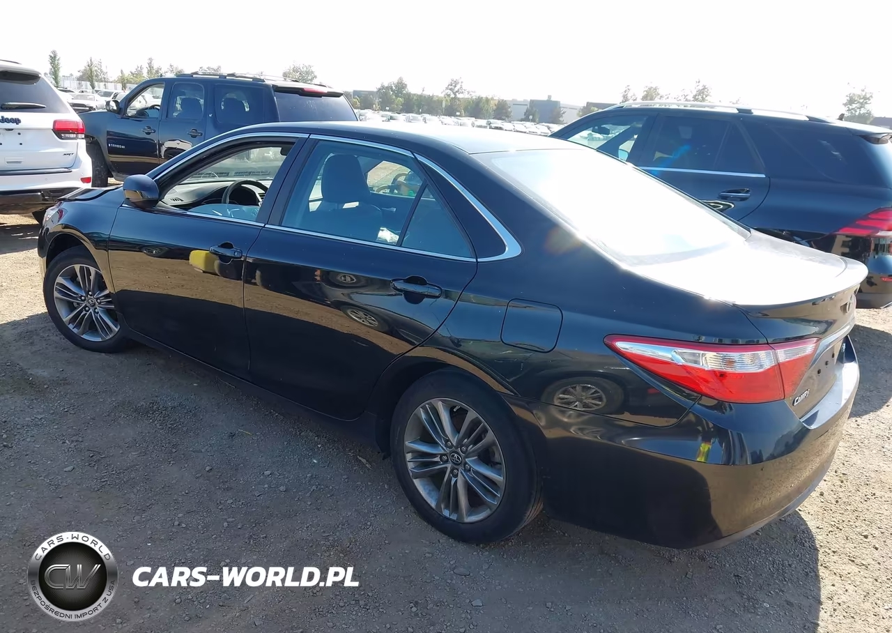 2017 Toyota Camry Se VIN:4T1BF1FK0HU339105 - 3