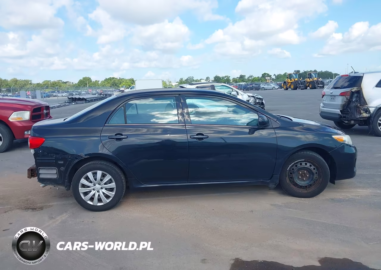2013 Toyota Corolla Le VIN:2T1BU4EE6DC927850 - 13