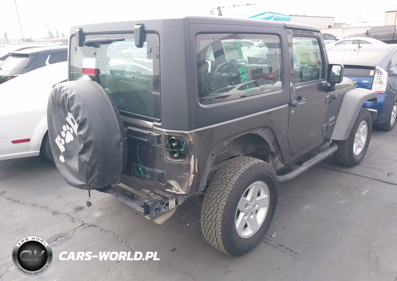 2017 Jeep Wrangler Sport 4X4 VIN:1C4GJWAG8HL649792 - 4