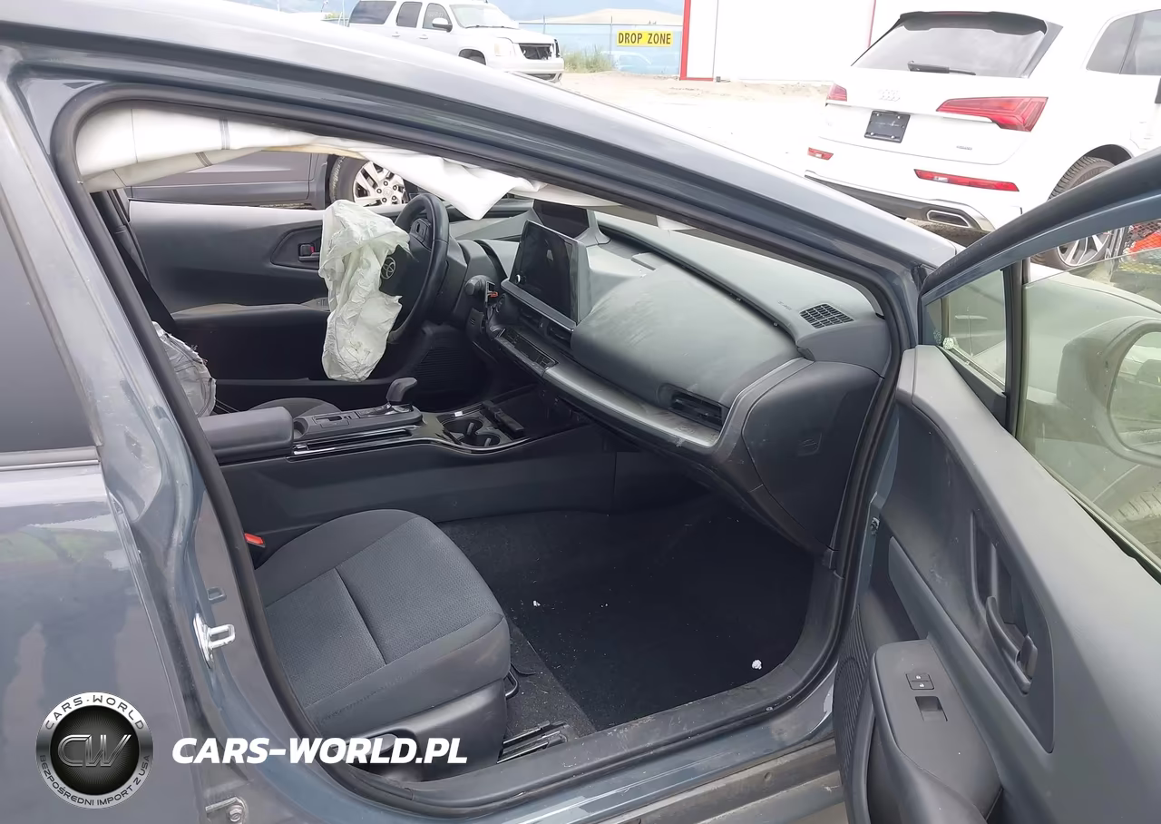 2024 Toyota Prius Le Awd-E VIN:JTDADABU2R3018414 - 5