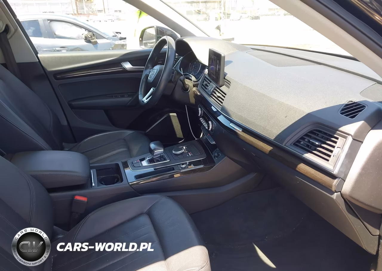 2020 Audi Q5 Premium 45 Tfsi Quattro S Tronic VIN:WA1ANAFY0L2042891 - 5