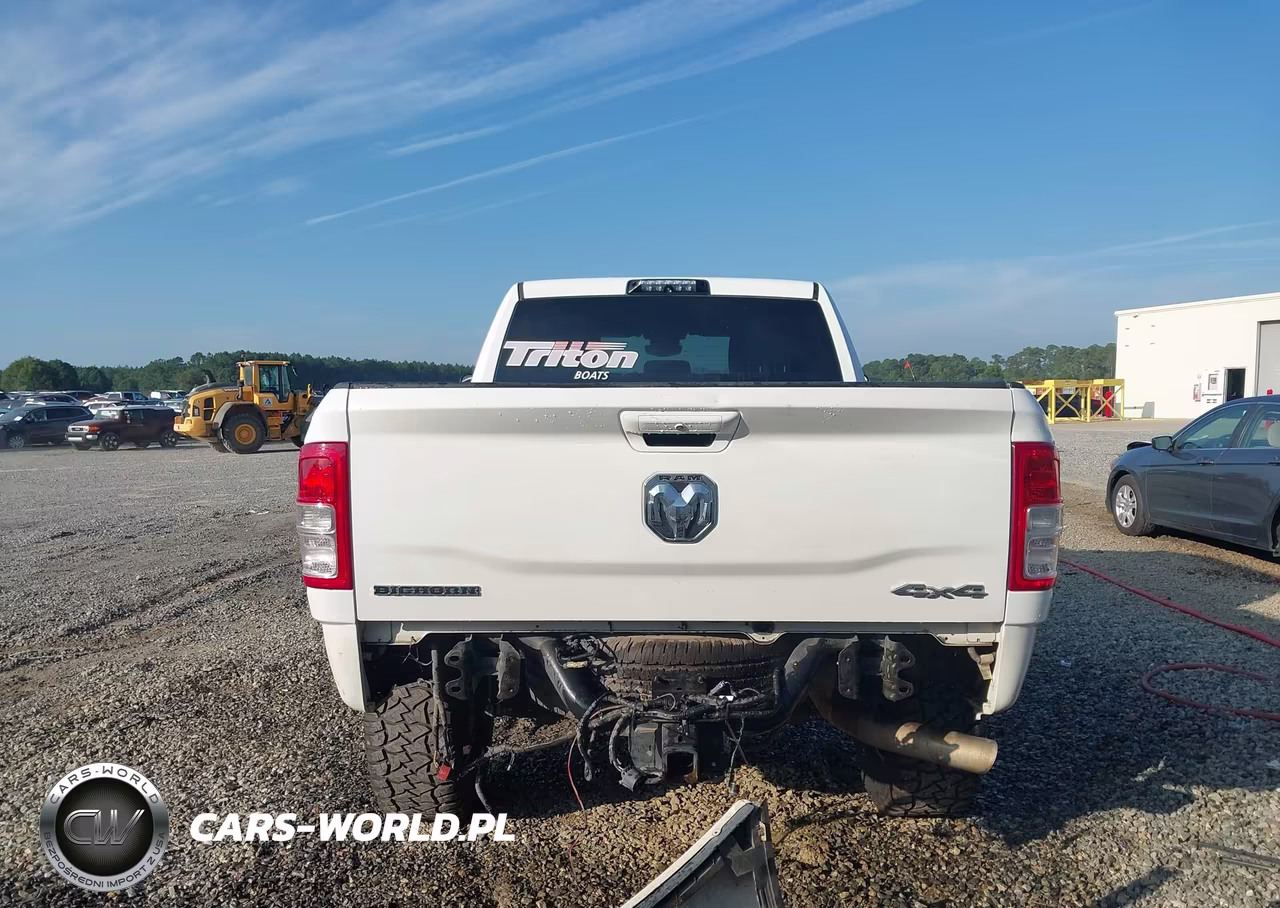 2019 Ram 2500 Big Horn 4X4 6'4 Box VIN:3C6UR5DL4KG683402 - 17