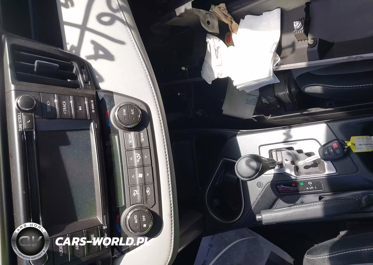 2017 Toyota Rav4 Xle VIN:JTMWFREV9HJ108897 - 11