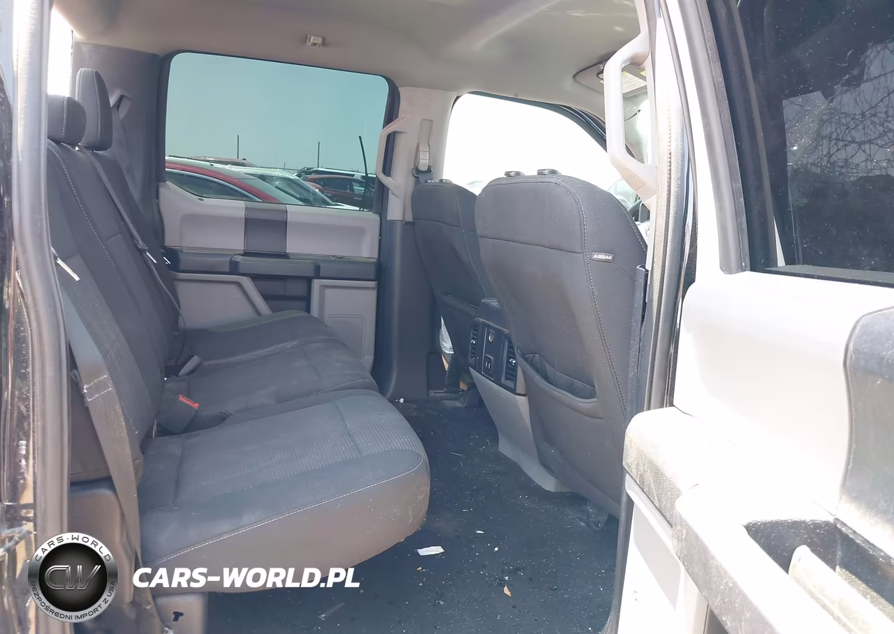 2018 Ford F-150 Xl VIN:1FTEW1CP2JFA16959 - 8