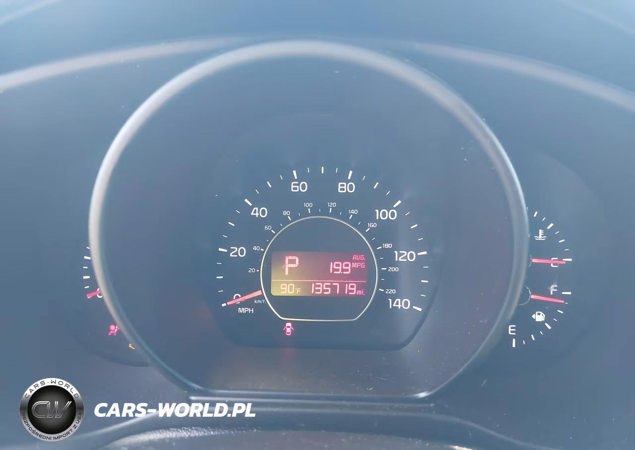 2014 Kia Soul VIN:KNDJN2A2XE7021566 - 7
