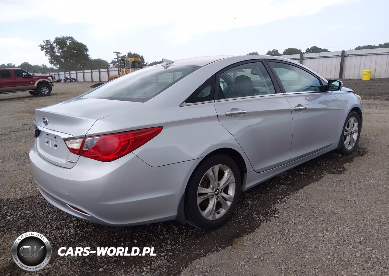 2013 Hyundai Sonata Limited VIN:5NPEC4AC7DH590302 - 4