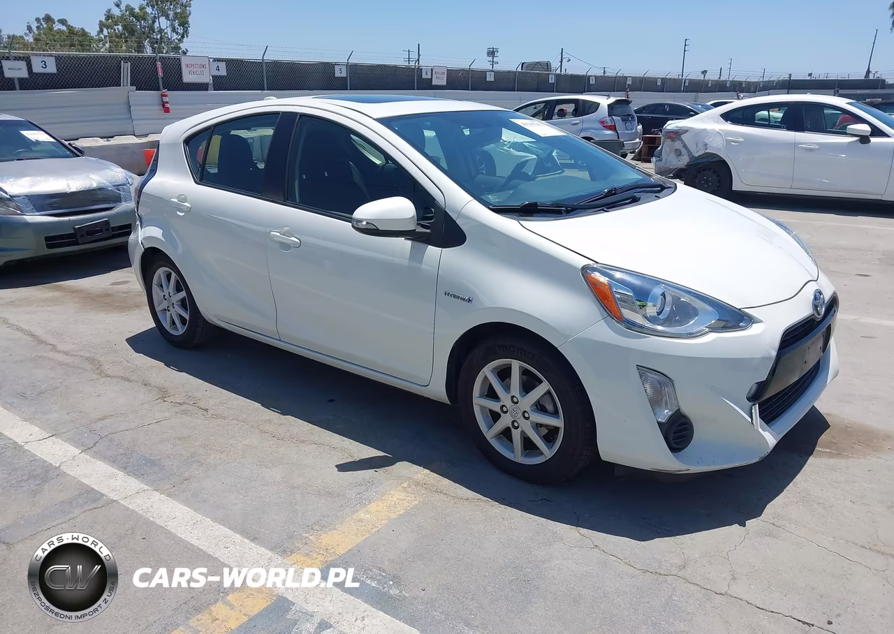 2015 Toyota Prius C Three