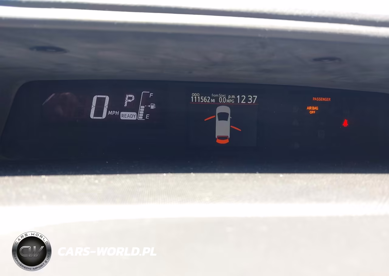 2015 Toyota Prius C Three VIN:JTDKDTB36F1091607 - 7