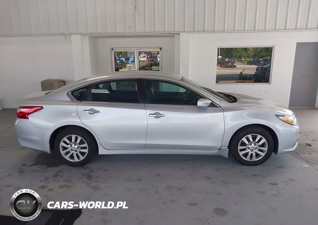 2017 Nissan Altima 2.5 S VIN:1N4AL3AP5HC491013 - 13