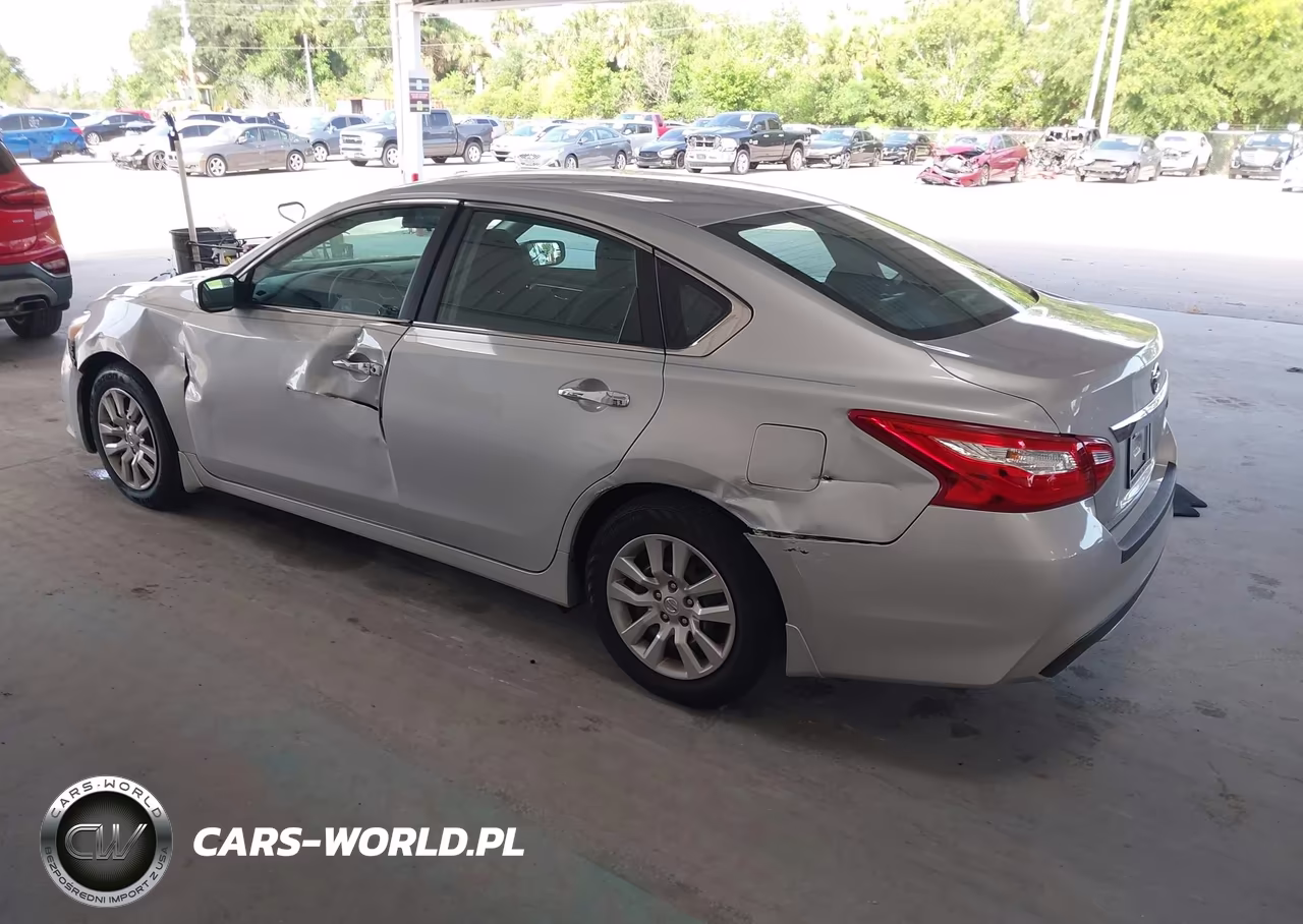 2017 Nissan Altima 2.5 S VIN:1N4AL3AP5HC491013 - 3