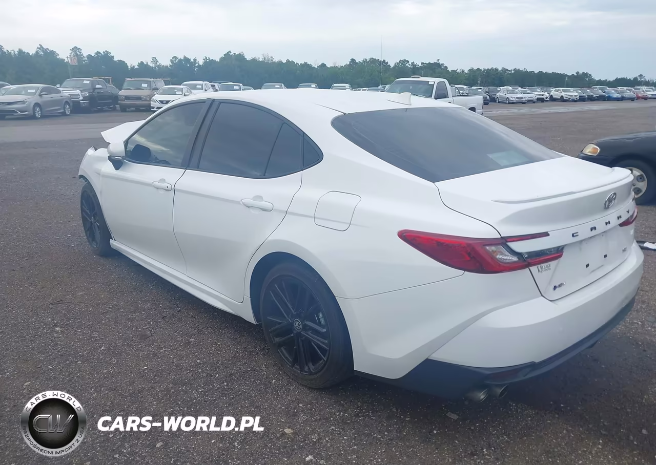 2025 Toyota Camry Se VIN:4T1DAACKXSU063826 - 3