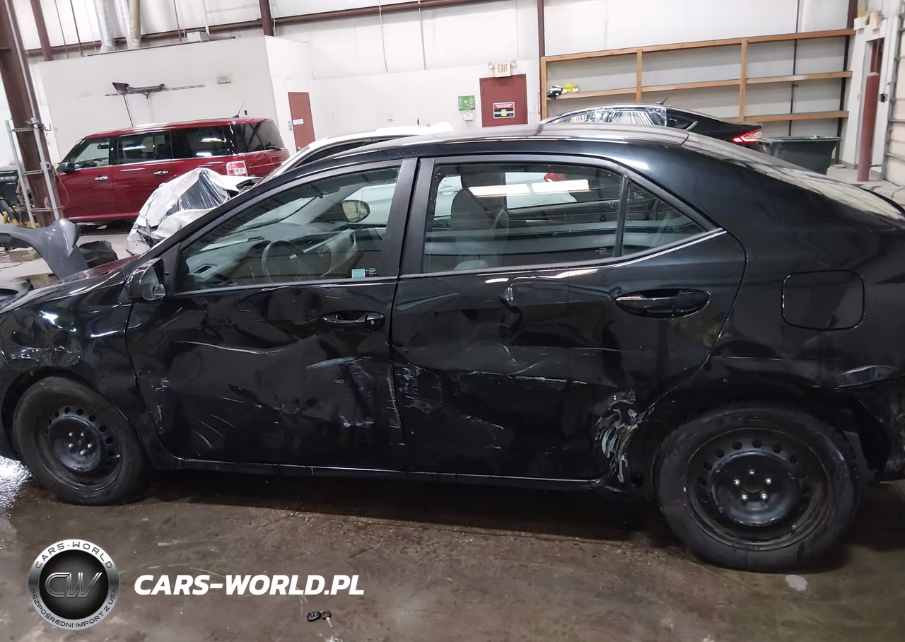 2016 Toyota Corolla Le VIN:5YFBURHE3GP552285 - 15