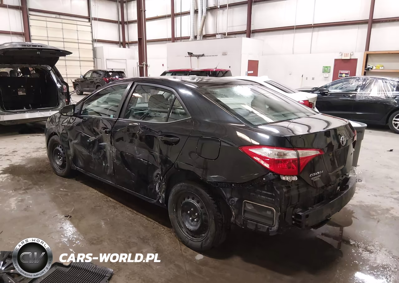 2016 Toyota Corolla Le VIN:5YFBURHE3GP552285 - 3