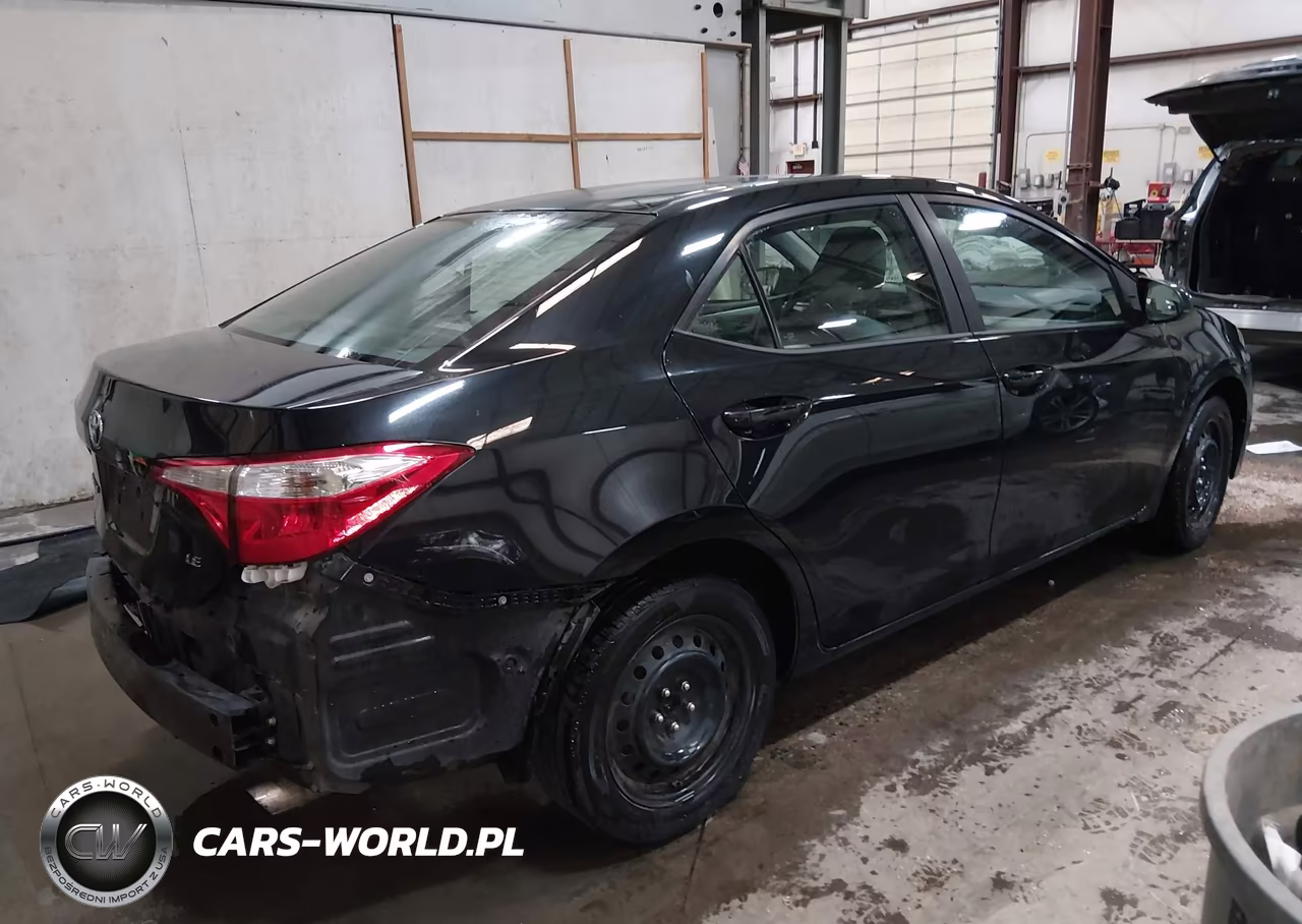 2016 Toyota Corolla Le VIN:5YFBURHE3GP552285 - 4