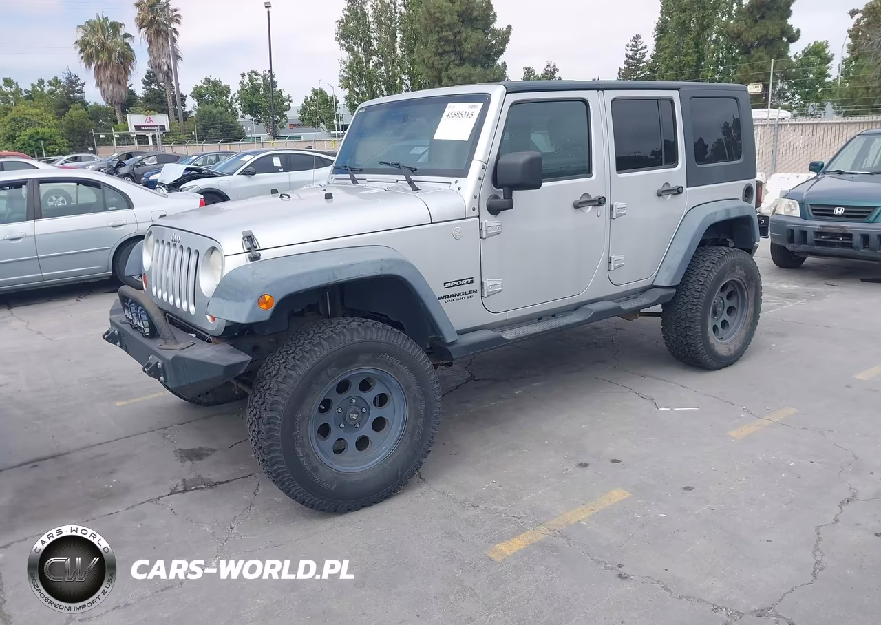 2010 Jeep Wrangler Unlimited Sport VIN:1J4BA3H13AL183943 - 2