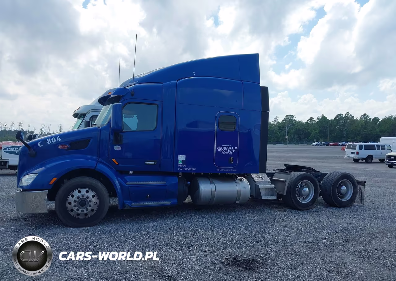 2020 Peterbilt 579 VIN:1XPBDP9X6LD643518 - 17