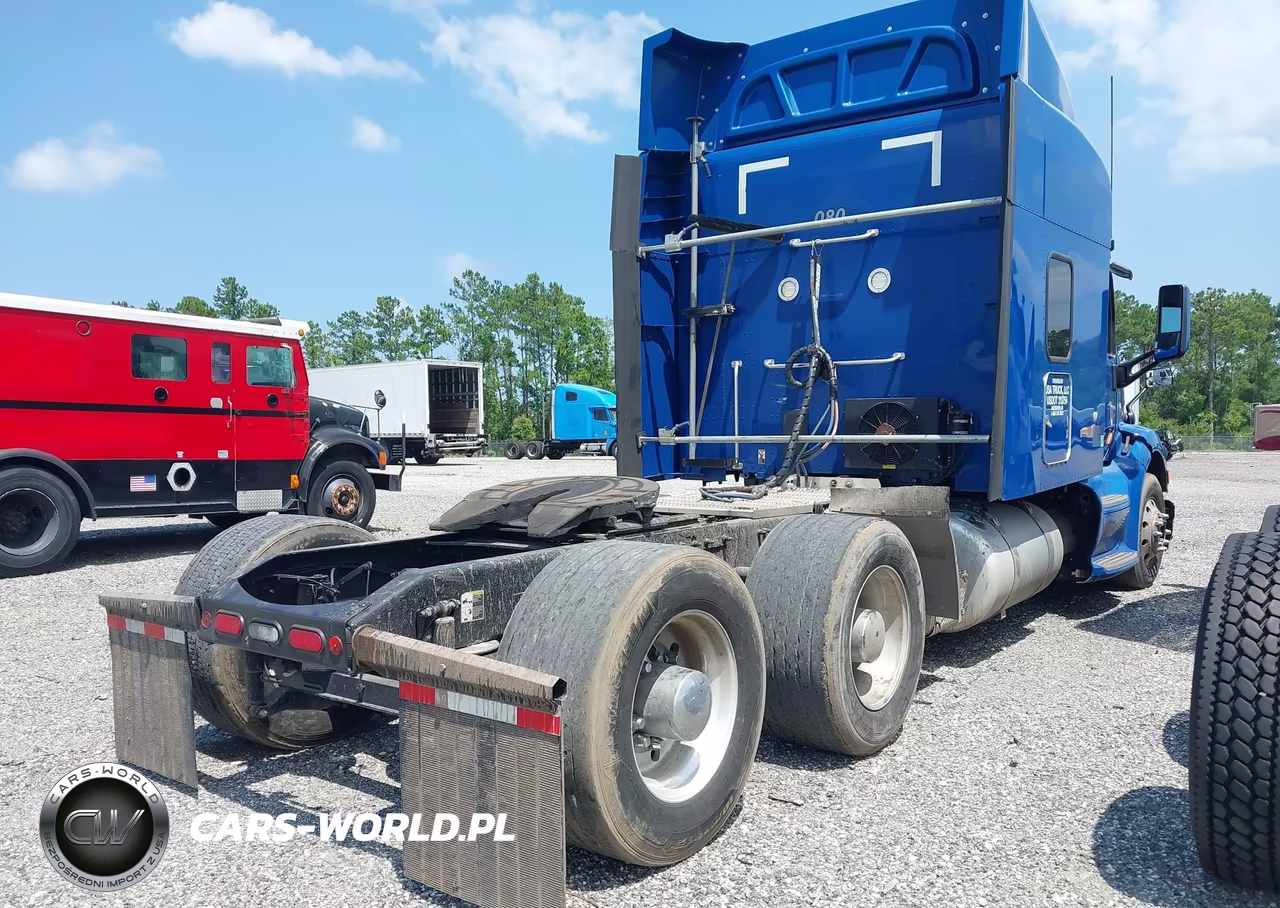2020 Peterbilt 579 VIN:1XPBDP9X6LD643518 - 4
