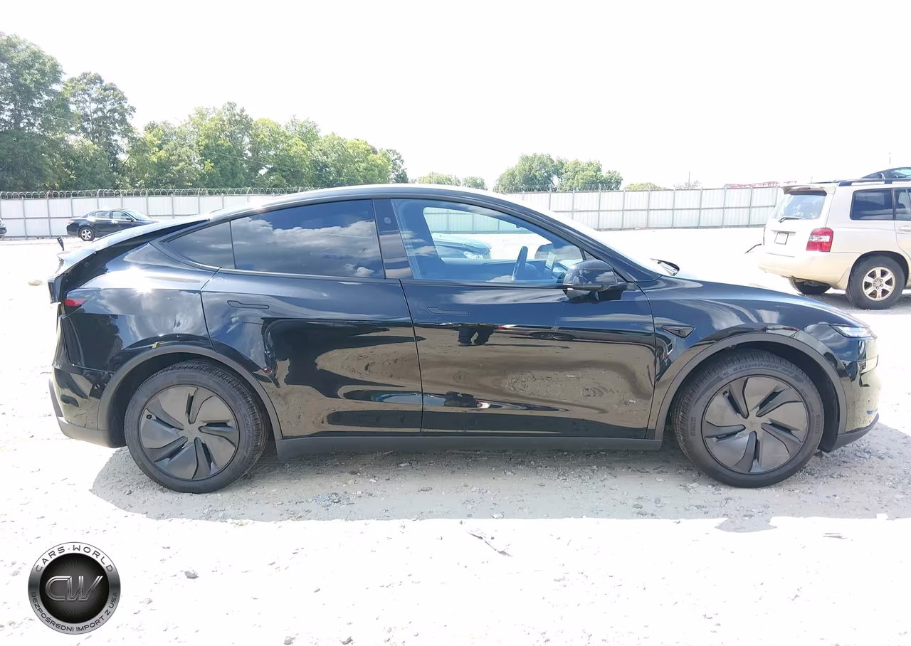 2026 Tesla Model Y Premium Rear-Wheel Drive-Rear-Wheel Drive VIN:7SAYGDED6TA639961 - 13