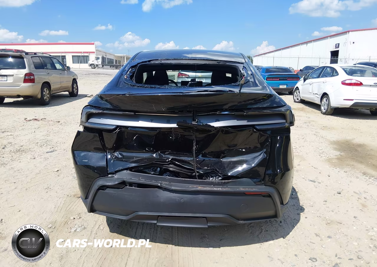 2026 Tesla Model Y Premium Rear-Wheel Drive-Rear-Wheel Drive VIN:7SAYGDED6TA639961 - 16
