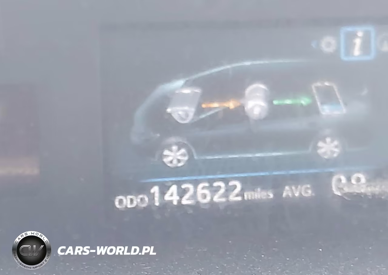 2016 Toyota Prius V Four VIN:JTDZN3EU9GJ049336 - 15
