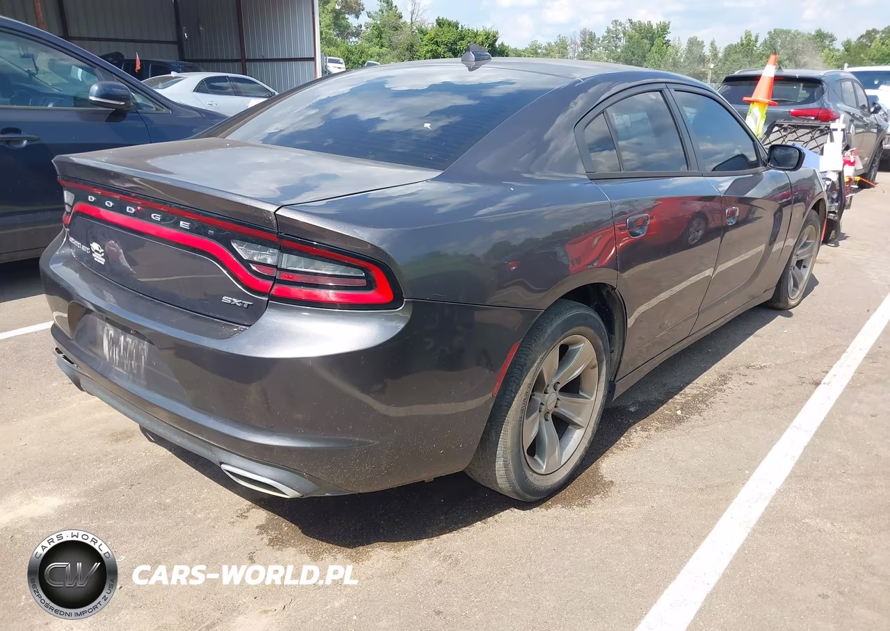 2015 Dodge Charger Sxt VIN:2C3CDXHG2FH840141 - 4