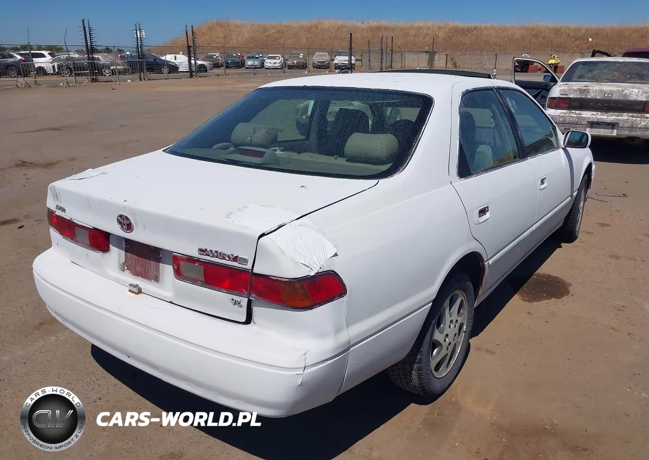 1998 Toyota Camry Xle V6 VIN:4T1BF28K0WU926002 - 4